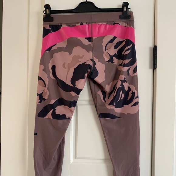 Adidas by Stella leggings size medium - Picture 2 of 4